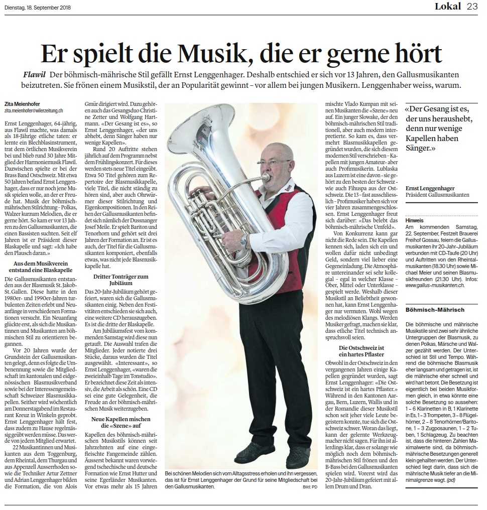 Er spielt die Musik die er gerne hört.